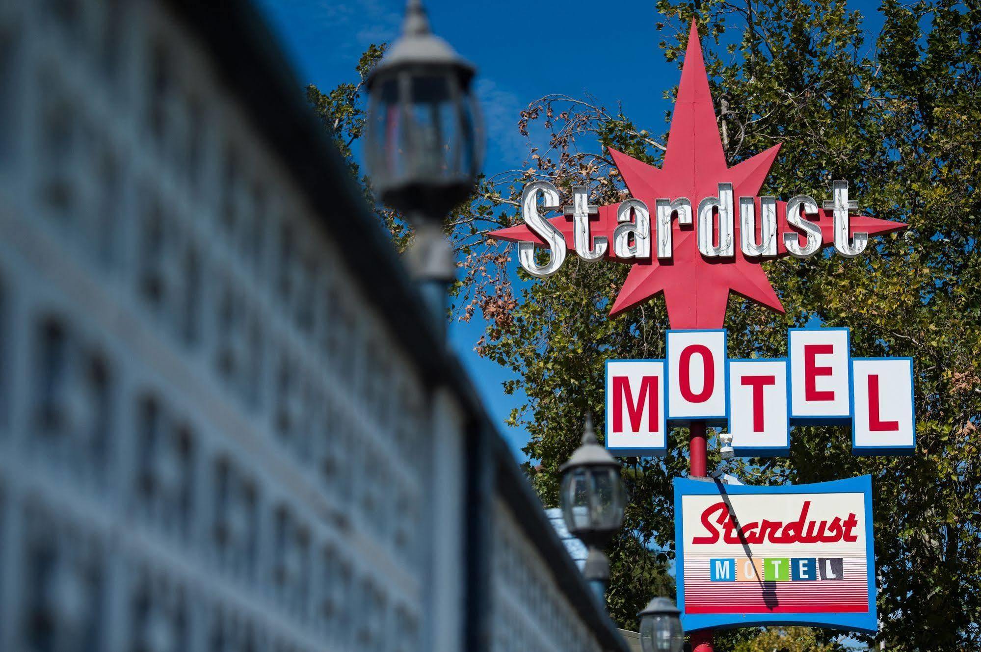 Stardust Motel Redding Exterior photo