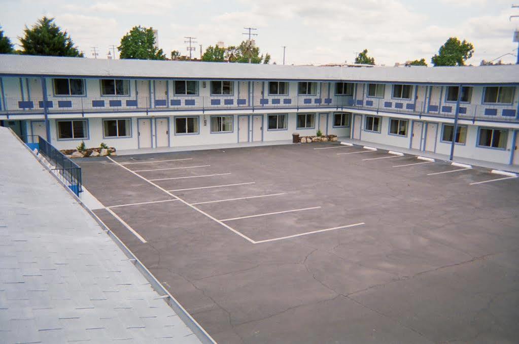 Stardust Motel Redding Exterior photo